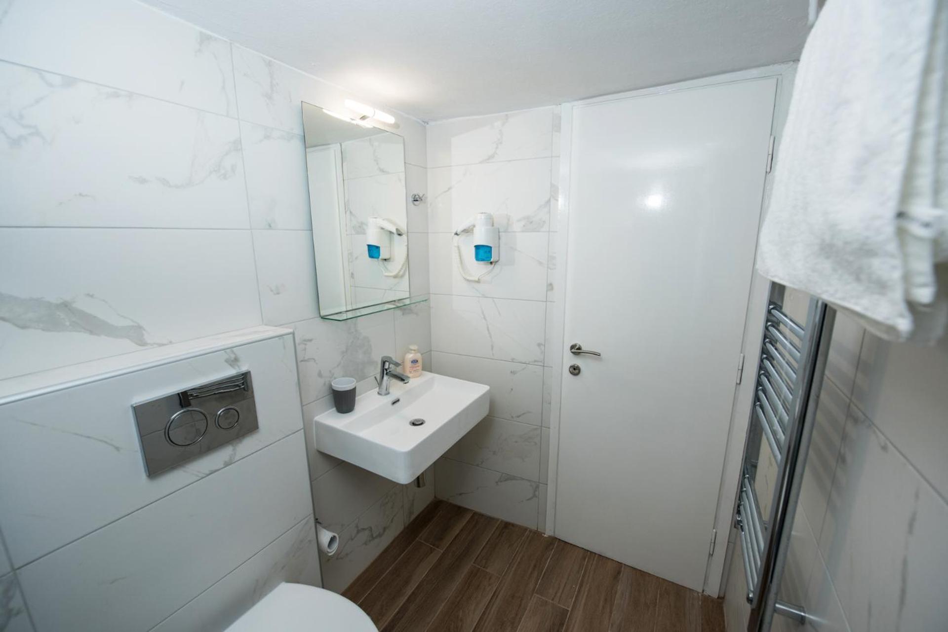 Artemis Luxury Салоники
